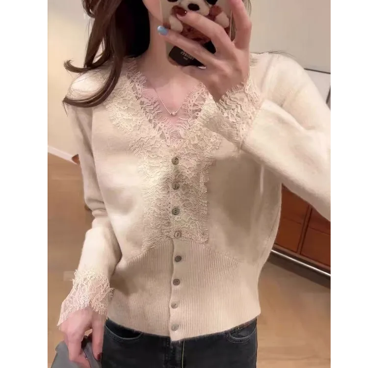 法式V领睫毛蕾丝开衫针织打底衫女秋冬设计师高级感内搭绝美上衣