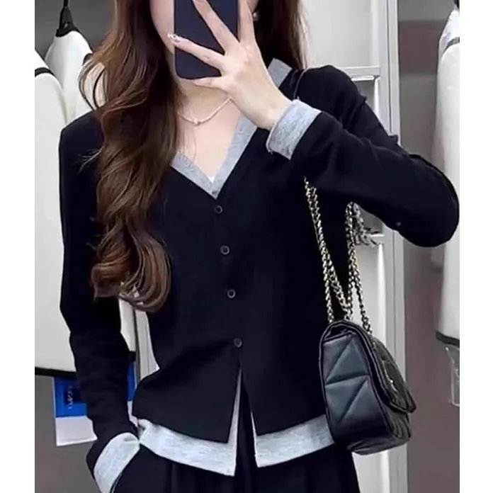 职业阿玛诗官2025春秋新款假两件V领显瘦针织开衫女设计感长袖T恤