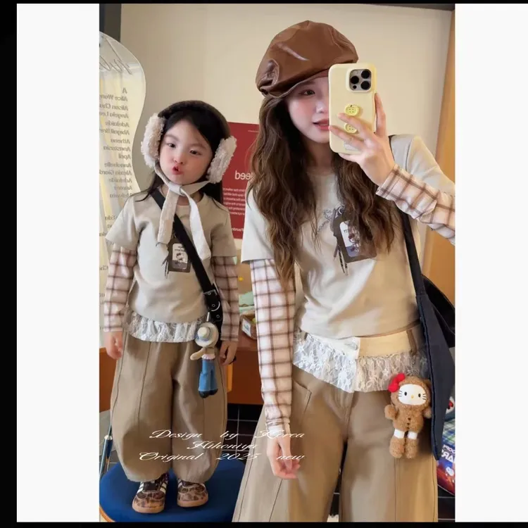 女童套装装2025秋季新款亲假两件长袖T恤女童卫衣蕾丝拼接弯刀裤