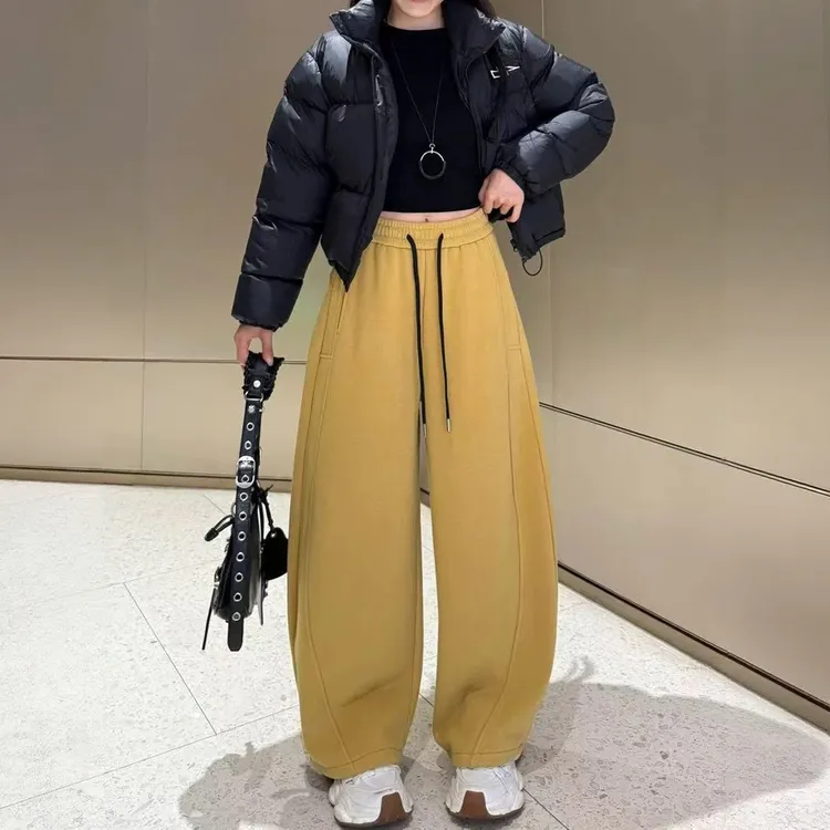 加绒加厚黄色抽绳阔腿卫裤女冬季新款高腰宽松显瘦休闲拖地弯刀裤