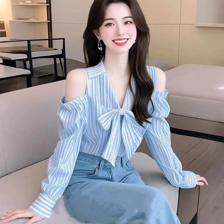 蓝色蝴蝶结条纹衬衫春装女款2025新款露肩上衣气质高级感法式衬衣