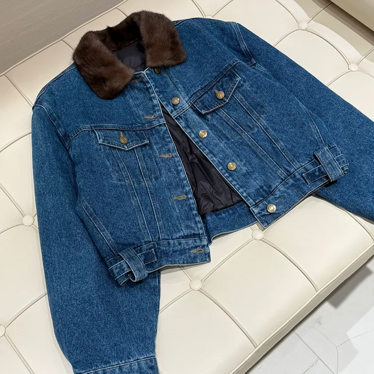 InMax野生丹宁水貂毛领90白鹅绒内里欧洲牛仔皮草外套女短修身
