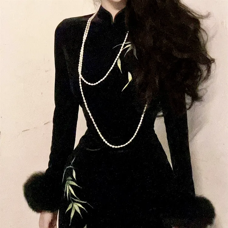 LHMknk1画报夫人原创自制新中式高级绣花旗袍丝绒连衣裙 拂为玉竹