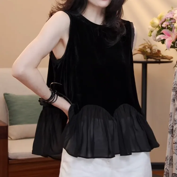 2025夏季减龄高级设计下摆花边拼接背心LK2503723