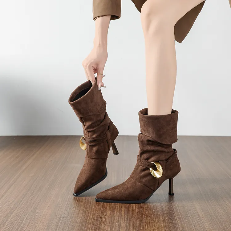 美拉德高跟尖头短靴秋冬新款气质复古堆堆靴小个子绒面细跟女靴