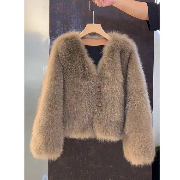 轻奢毛毛外套女短款秋冬新款棉服毛绒大衣时尚百搭