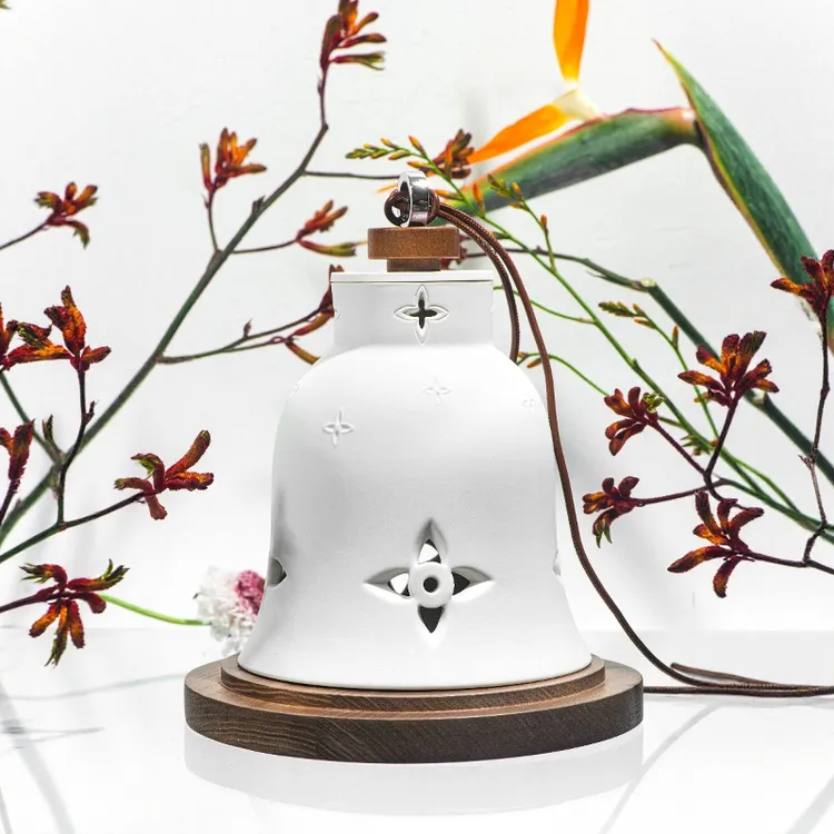 LATTA ALV“铃铛”手工陶瓷器皿.香薰蜡烛替换芯设计