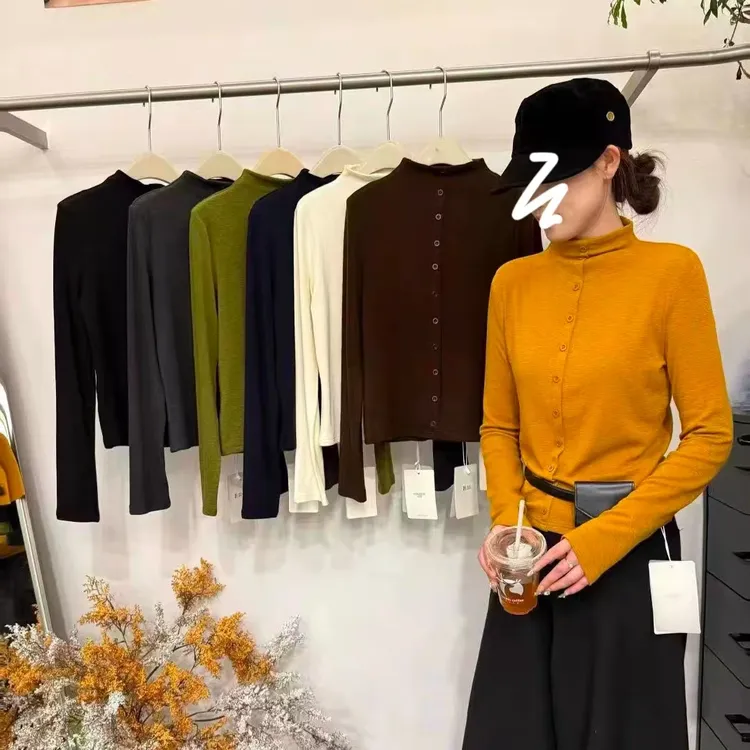 韩系单排扣半高领磨毛绒T恤打底衫女2025秋冬款纯色气质内搭9179