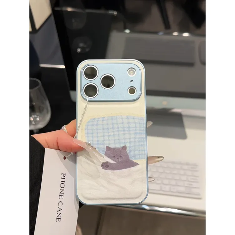 睡觉小猫适用苹果17pro手机壳16pm小众华为p70金属皮纹防摔小米15