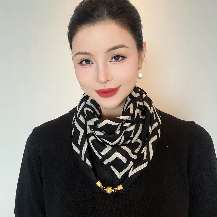 【柏依】围巾女款爆款2025新款冬季保暖秋冬复古时尚丝巾小方巾围脖