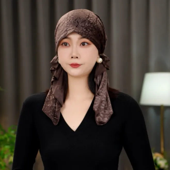 【蝶舞】休闲秋冬款保暖洋气飘带帽子女百搭骑车帽遮白发包头帽