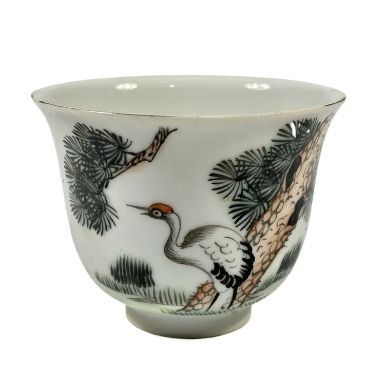 粉彩仙鹤纹杯8212