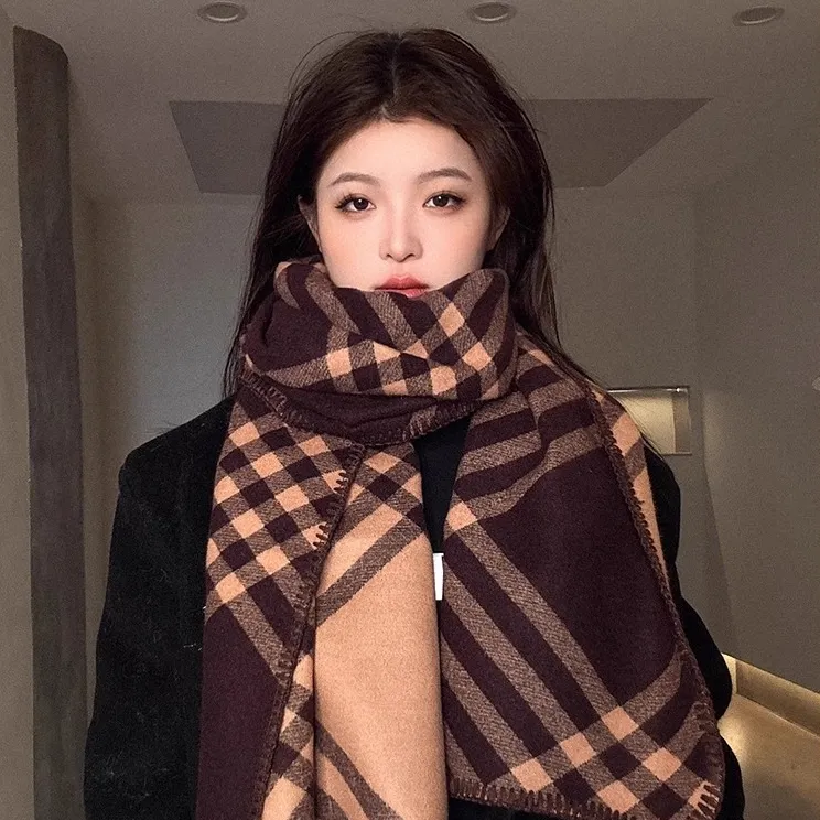 2025新款美拉德咖色韩版围巾女秋冬季保暖百搭氛围感明星同款围脖