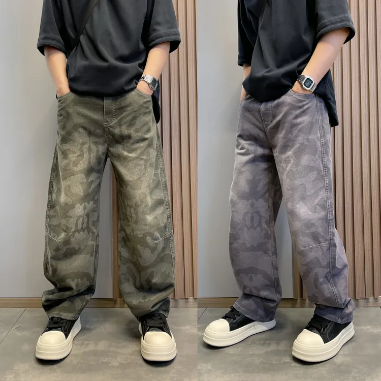 2025秋冬季水洗宽松迷彩百搭垂感直筒牛仔裤高街美式弯刀阔腿裤男