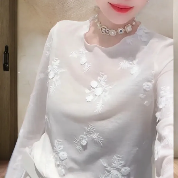 定制秋季韩系重工立体花蕾丝刺绣长袖内搭外穿T恤气质蕾丝打底女