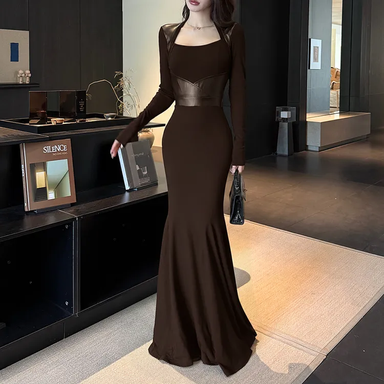 InstaHot/穿神么性感收腰显瘦黑色连衣裙2025秋冬修身包臀连衣裙