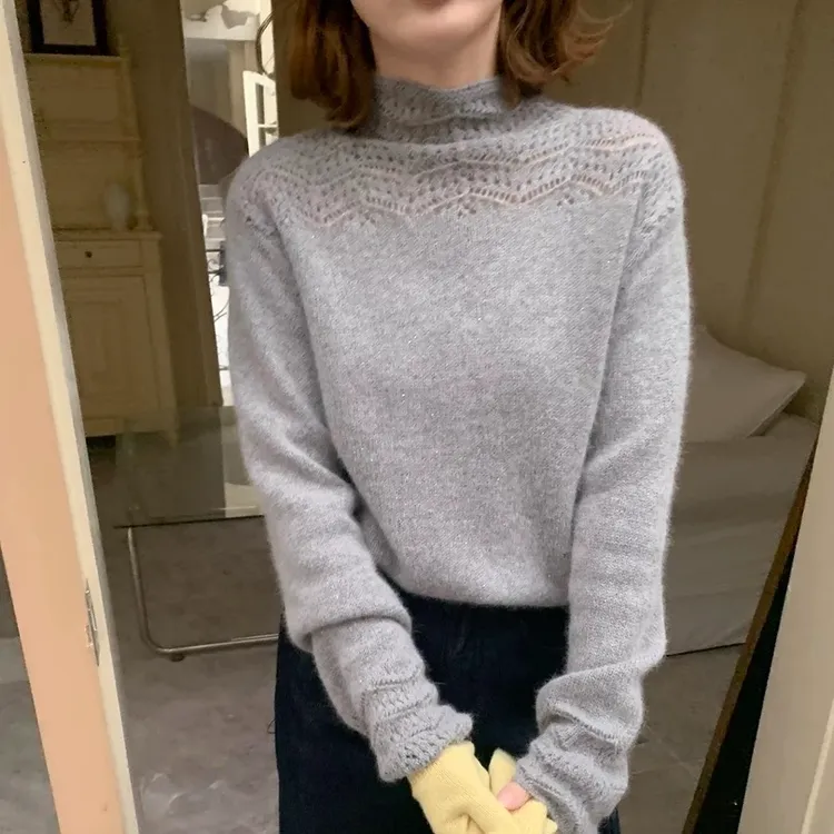 【镂空钩花半高领】柔软亲肤内搭时尚宽松慵懒针织打底衫女毛衣