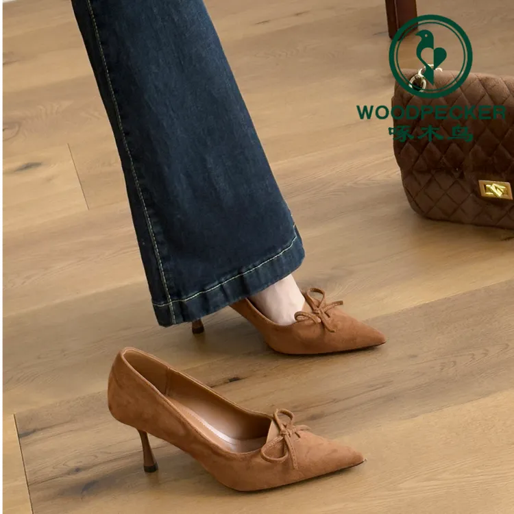 啄木鸟复古气质一脚蹬职业高跟鞋女蝴蝶结绒面尖头细跟浅口单鞋