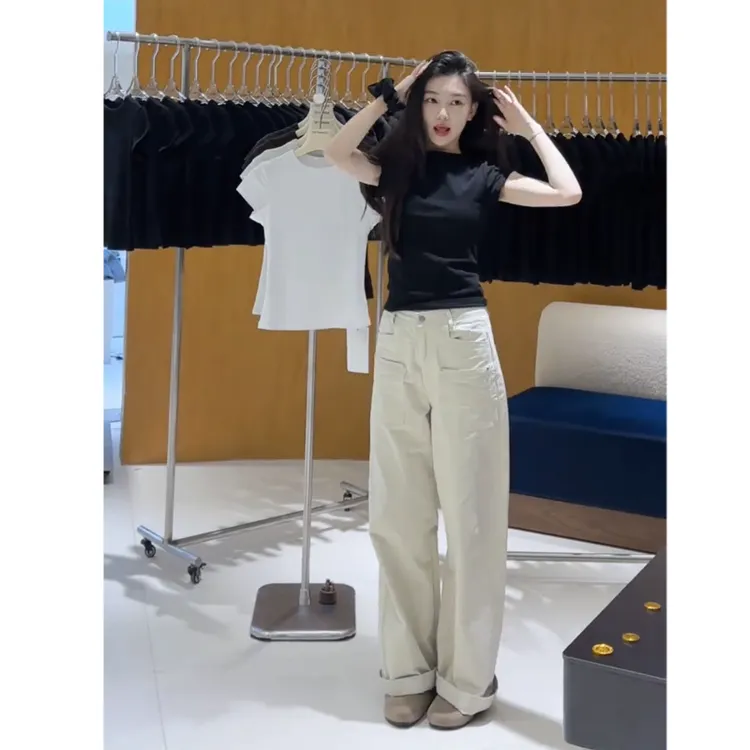 黑色正肩圆领短袖t恤2025新款春夏设计感独特绝美上衣百搭直筒裤