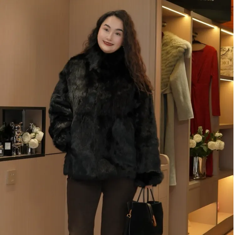 韩系新款设计感显瘦百搭高级感立领兔毛保暖外套