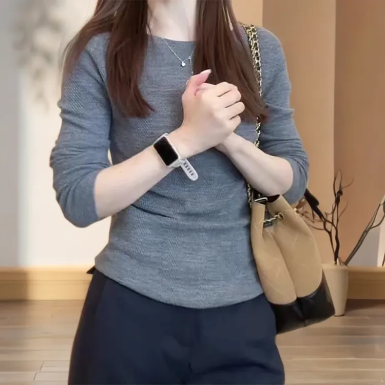 “温线流”原创水波纹针织肌肤打底衣毛针织衫C6173
