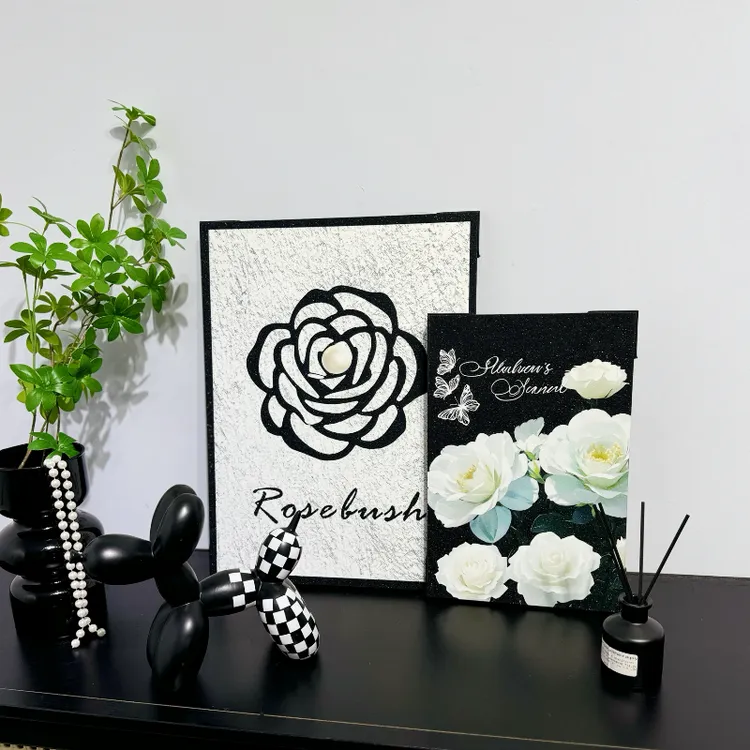 北欧ins高级感花朵小香风衣帽间时尚服装店直播房间玄关装饰画