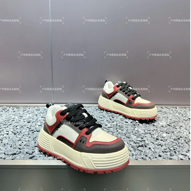 男鞋2025新款皮面拼色厚底男士增高低帮时尚轻奢运动休闲潮流鞋子