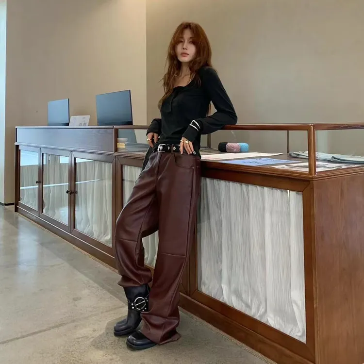 韩系简约修身显瘦长袖T恤女秋冬2025新款辣妹短款打底上衣皮裤子