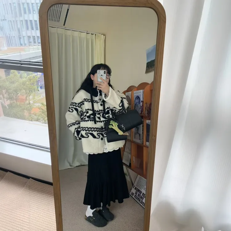 【鱼白又白】外套女新中式皮毛一体毛毛外套2025冬季新款加厚外套