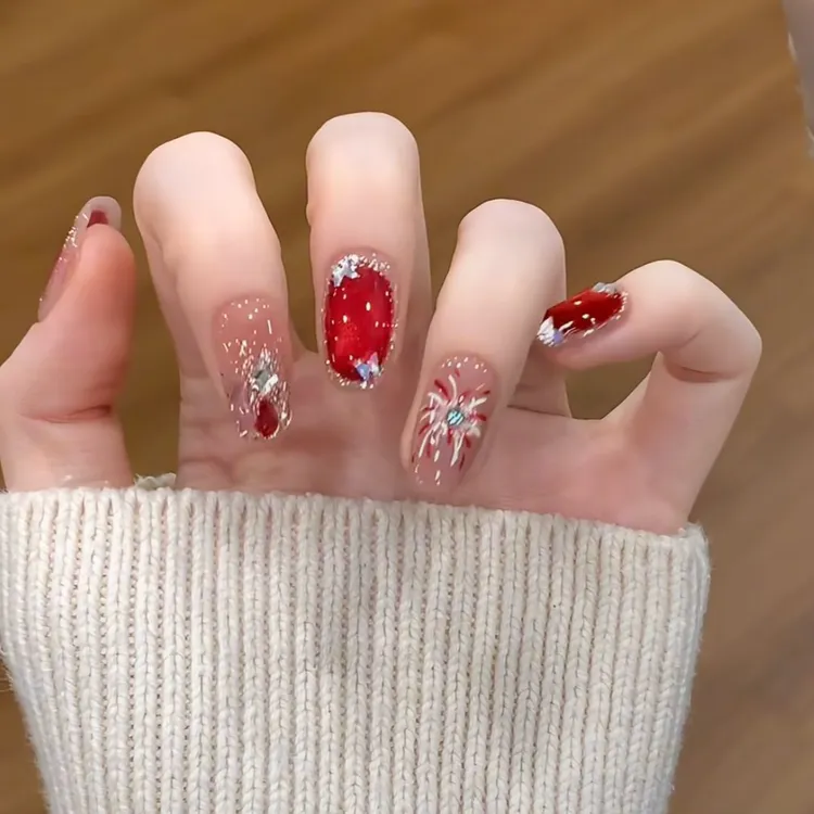 【告白烟火】秋冬手绘烟花显白猫眼美甲款式推荐2025爆款手工穿戴甲