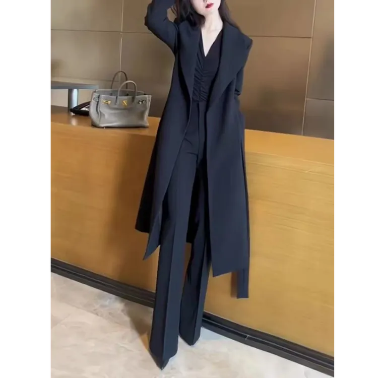 大码网红简约时髦女神范炸街爆款秋季过膝长款系带翻领风衣外套潮