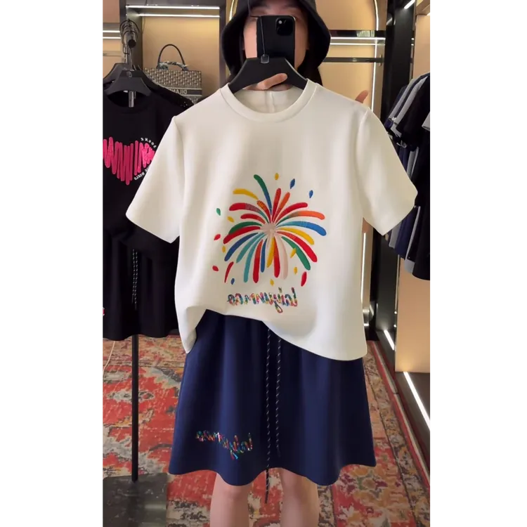 设计感短袖t恤搭配显瘦休闲短裙两件套装女2025夏季新款时尚套装