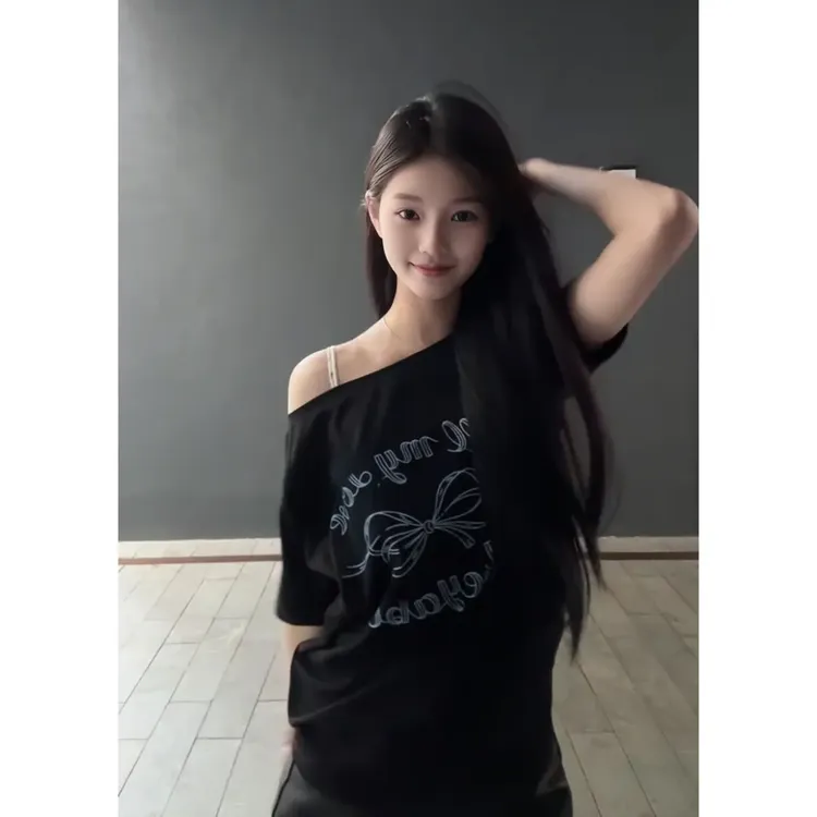 一字肩多穿美式字母图案印花夏季短袖T恤女宽松休闲时尚上衣 8073