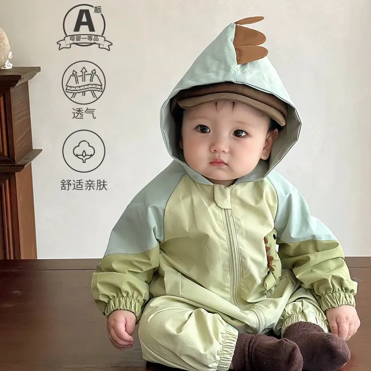 2025新款婴儿秋冬运动外出服宝宝运动出服新生儿双层秋季连体衣