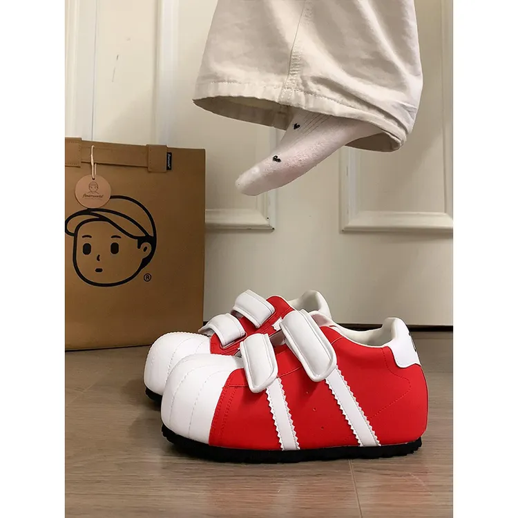 魔术贴丑萌贝壳头德训面包鞋女2025新款百搭内增高休闲运动小板鞋