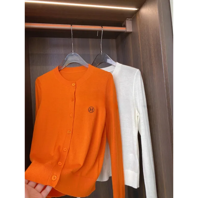 墙裂推荐！今年流行！软糯糯气质减龄针织衫女外套宽松圆领开衫毛衣