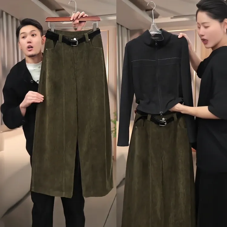 芥绿色雪尼尔弯刀阔腿裤女2025秋冬季大码新款显瘦休闲灯芯绒裤子