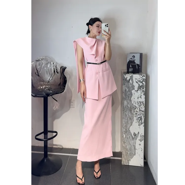 秀场轻奢西装两件套小众设计通勤炸街显瘦时尚洋气高级感套装裙女