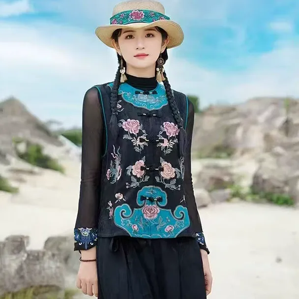 云南大理旅游秋季民族风刺绣中式马甲背心高端坎肩女款中国风马夹