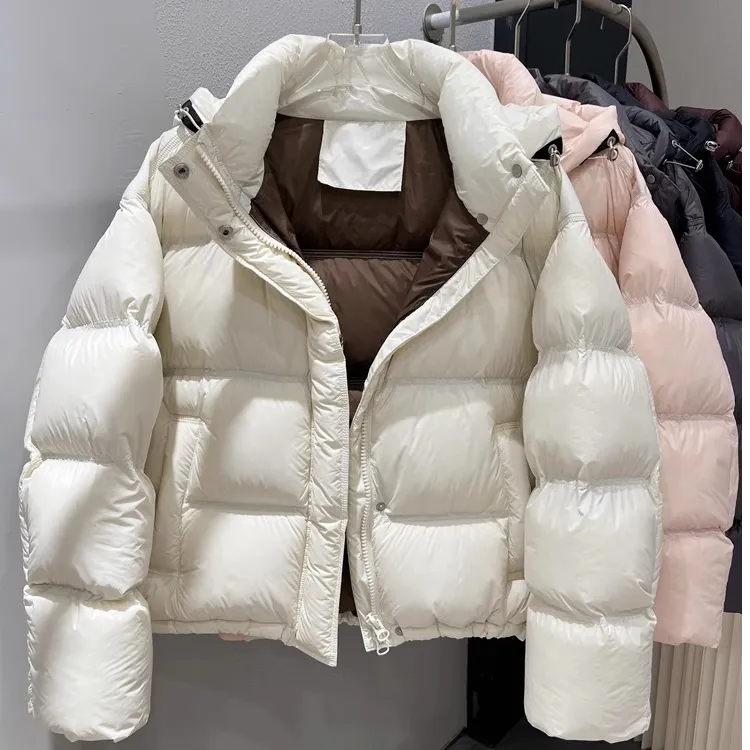 超厚超蓬松90白鹅绒羽绒服女短款泡芙面包服加厚宽松情侣装保暖