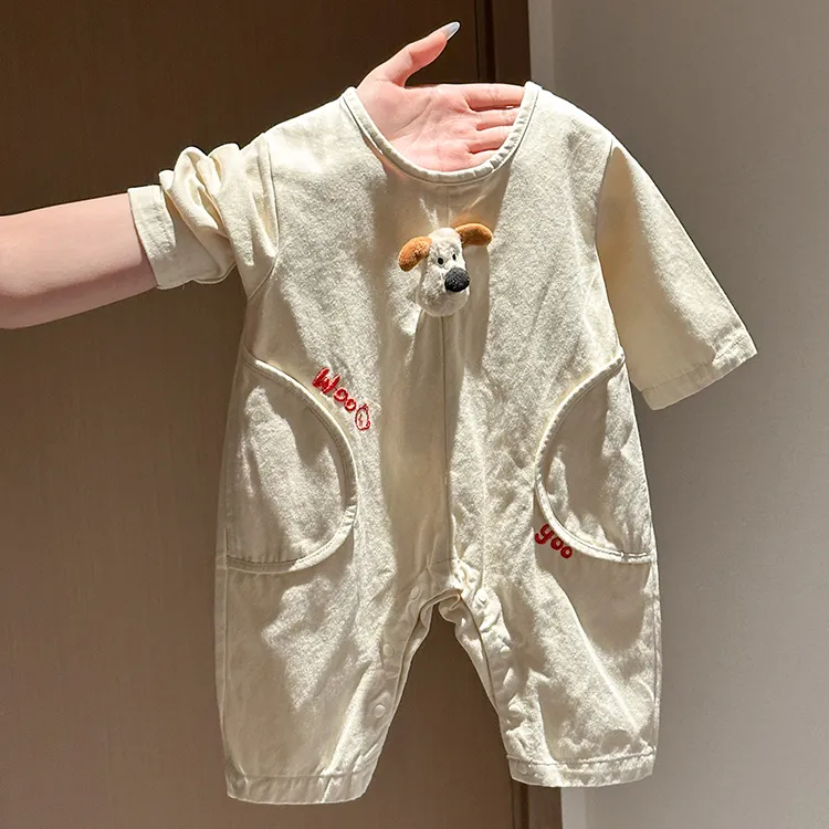 婴儿连体衣秋季新款2025韩版卡通字母绣花长袖爬爬服宝宝帅气哈衣