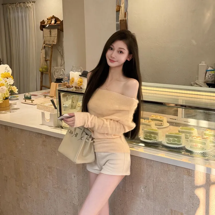 INS风秋季小众显瘦毛针织衫韩版甜辣妹气质一字肩上衣别致女长袖