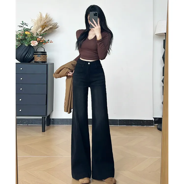 乔栈黑色不贴腿微喇牛仔裤女2025秋冬新款高腰显瘦宽松垂感拖地裤