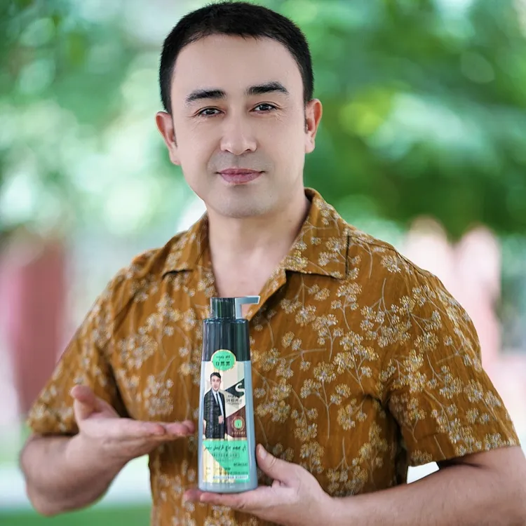 WAYQEQIM自然黑色染发膏