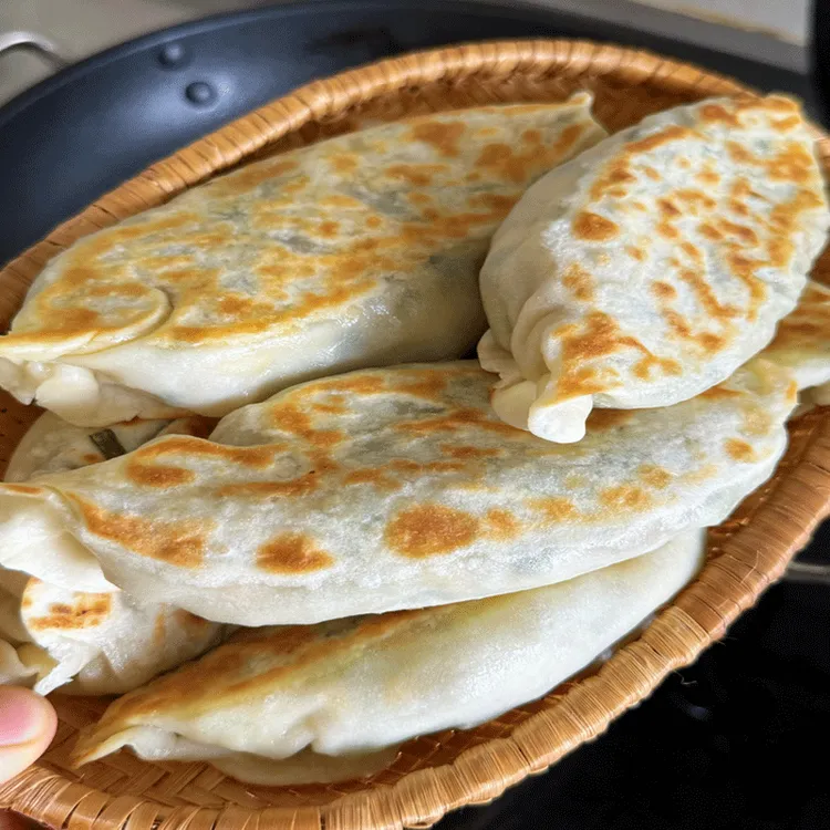 【顺丰极速发】扇形韭菜盒子上班族速食早餐半成品鸡蛋粉条馅饼面饼