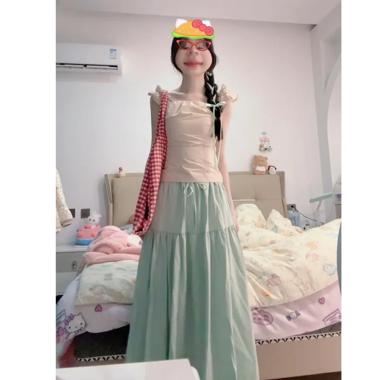 2025夏季新款褶皱无袖短款露肩休闲百搭上衣搭高腰显瘦半身裙套装