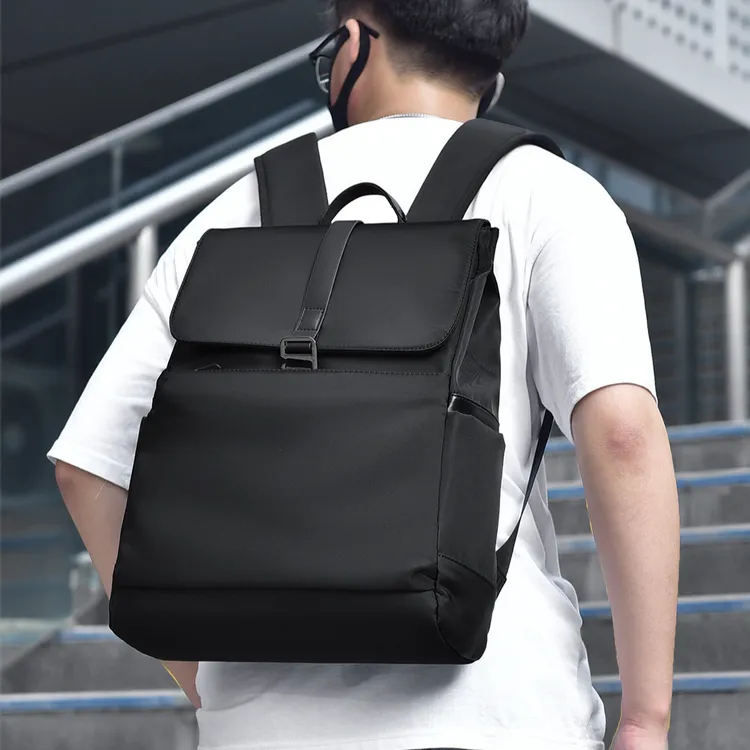 休闲双肩包简约英伦风背包商务双肩电脑背包纯色防水中学生书包