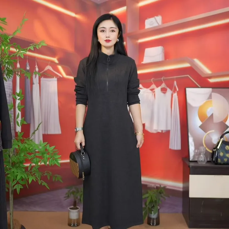 秋冬长袖微弹拉链立领连衣裙极简风套头高端大气连衣裙