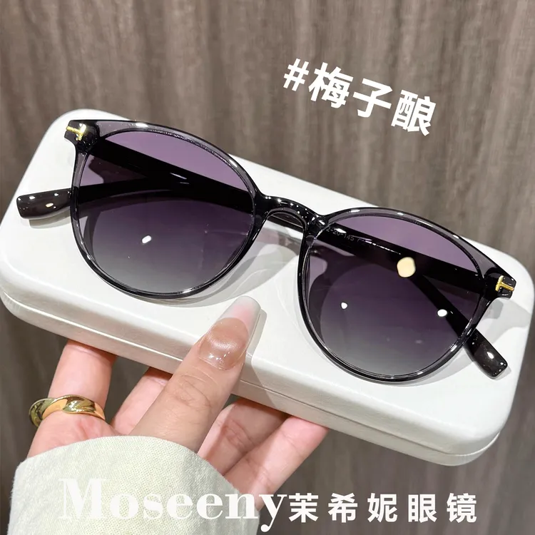 超轻TR90墨镜女款高级感偏光防紫外线遮阳太阳眼镜2025新款套装女
