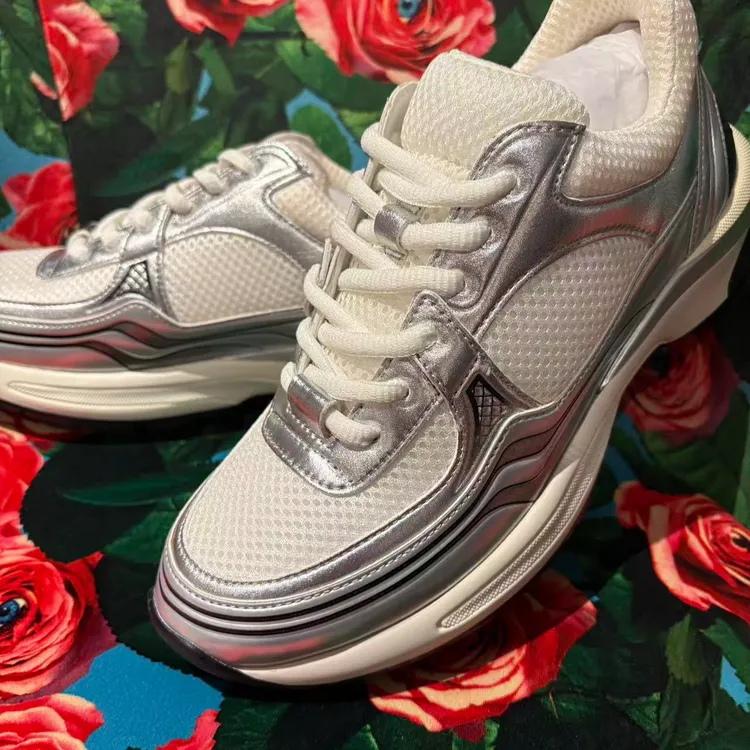 臭奶奶无标新品水晶运动鞋